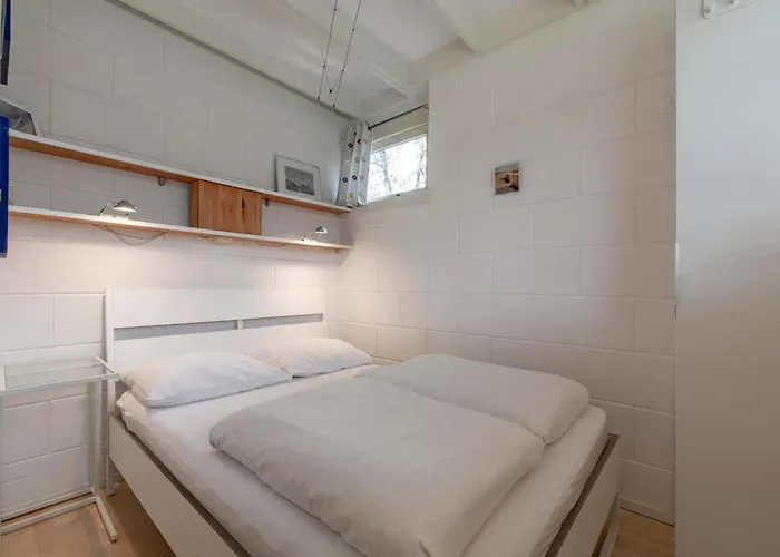 Wildrijk 83 Holiday Home Near Beach