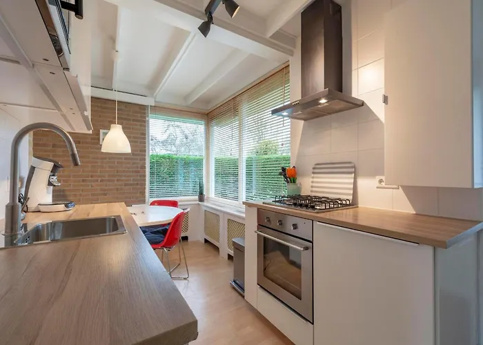 Wildrijk 83 Holiday Home Near Beach *