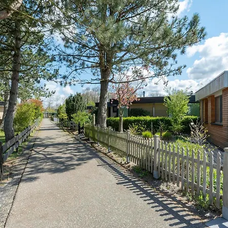 Wildrijk 83 Holiday Home Near Beach 度假居